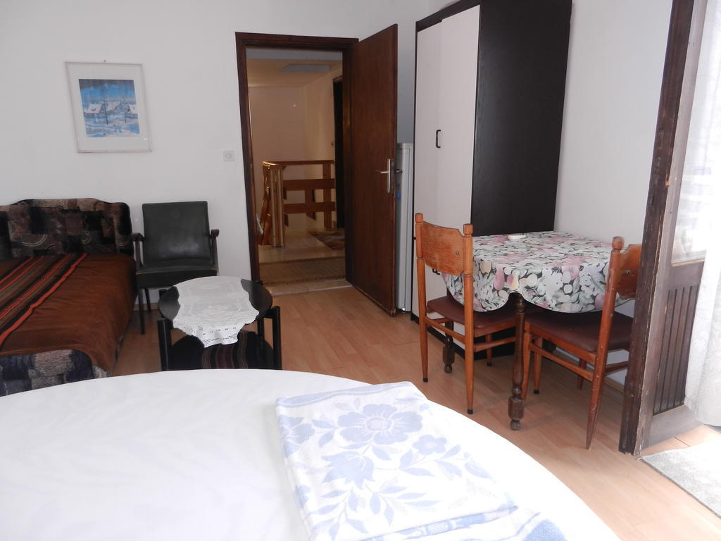 Apartments Sino More Τίβατ Δωμάτιο φωτογραφία