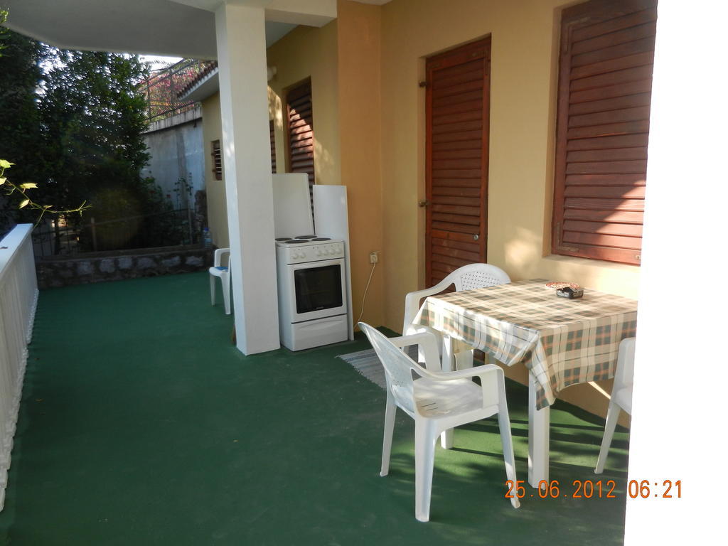 Apartments Sino More Τίβατ Δωμάτιο φωτογραφία